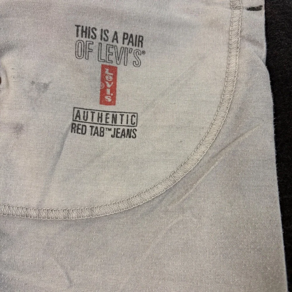 Vintage 1999 Levis 505 Solid Black Jeans No Labels Rare Button 217 Canada 32x32